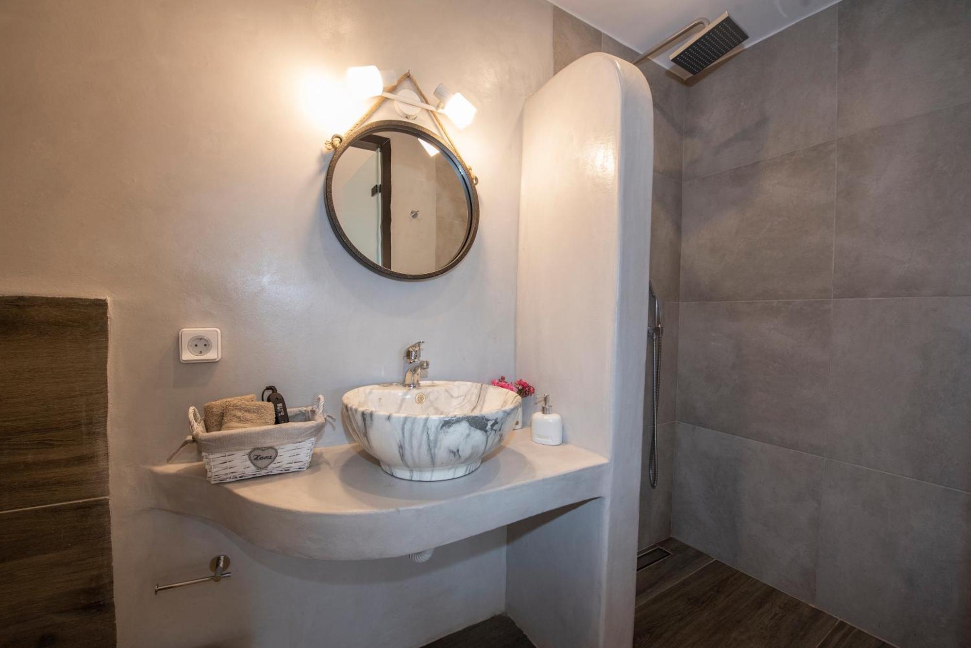 Myrsini'S Luxury Suites Merchia Mykonos Town Exterior foto
