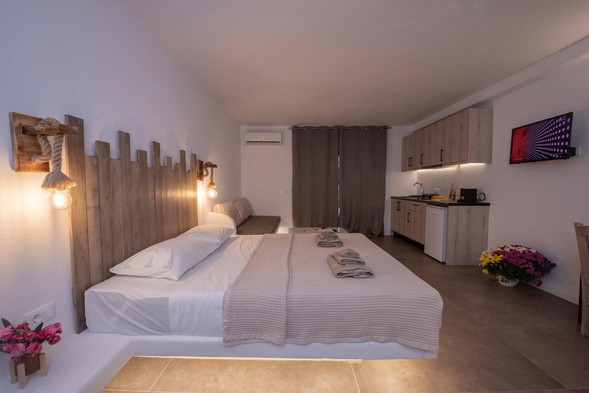 Myrsini'S Luxury Suites Merchia Mykonos Town Exterior foto