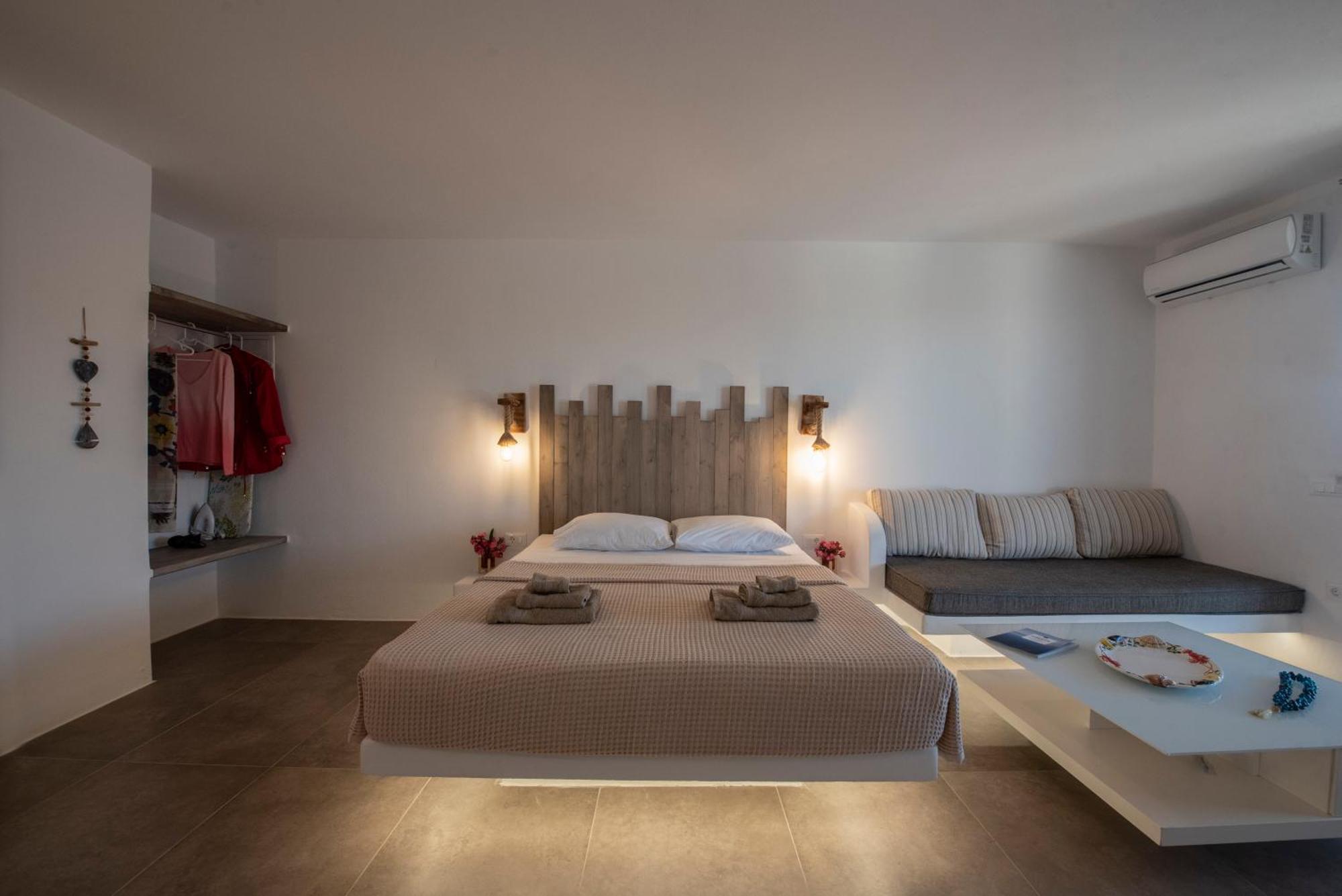Myrsini'S Luxury Suites Merchia Mykonos Town Exterior foto