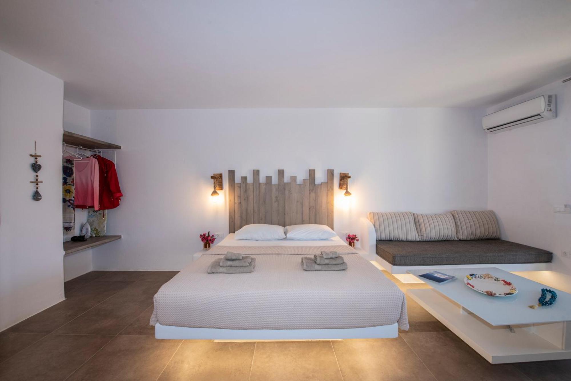 Myrsini'S Luxury Suites Merchia Mykonos Town Exterior foto
